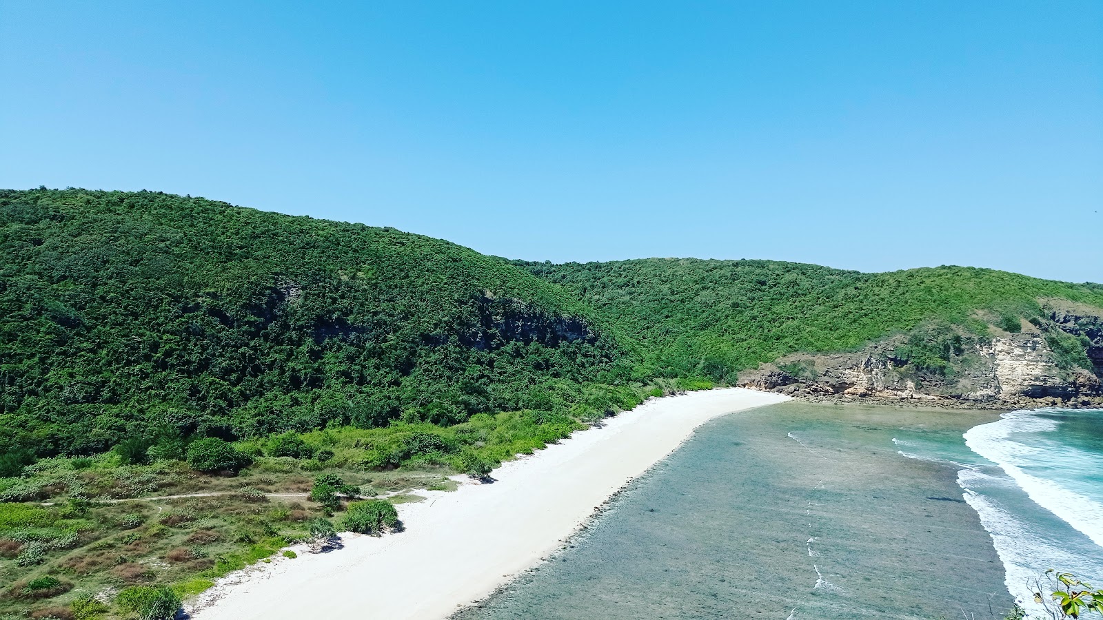 Teluk Ujung Beach photo #9