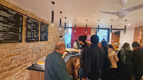 Atmosphère du Restaurant libanais RAAD Four Libanais à Paris - n°16