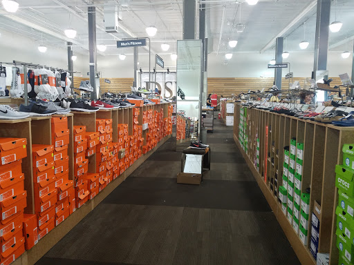 Shoe Store «DSW Designer Shoe Warehouse», reviews and photos, 3530 Stevens Creek Blvd, San Jose, CA 95117, USA