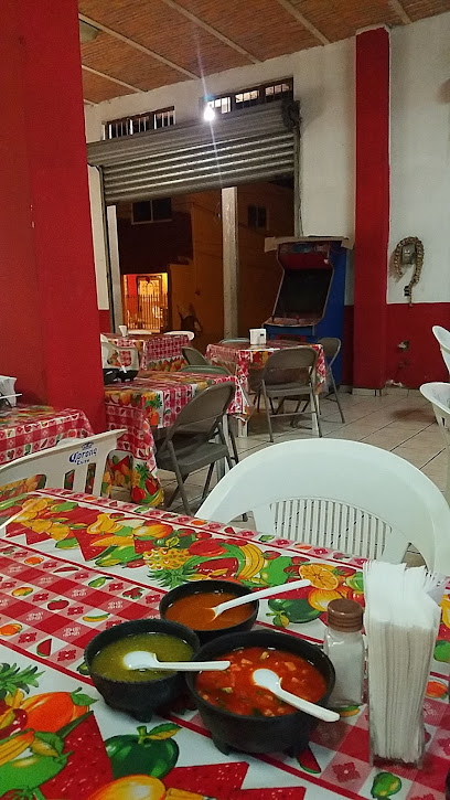 cenaduria rojas - 47170, C. Presbítero Feliciano Macías 33, Centro, San Julián, Jal., Mexico