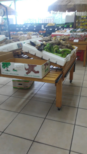 Pizza Delivery «First Harvest Produce and Pizza», reviews and photos, 1400 Seminole Blvd, Largo, FL 33770, USA