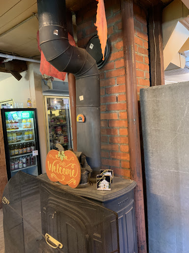 General Store «Barnard General Store», reviews and photos, 6231 VT-12, Barnard, VT 05031, USA