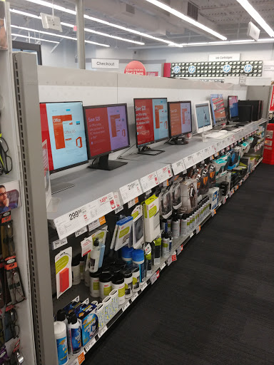 Office Supply Store «Staples», reviews and photos, 14 Hazard Ave #23, Enfield, CT 06082, USA