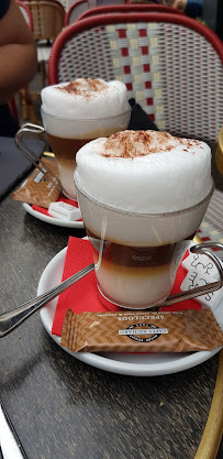 Cappuccino du Restaurant français Bistrot Poincaré à Paris - n°3