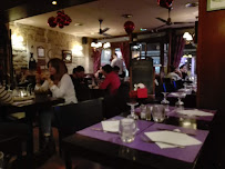 Atmosphère du Restaurant français La Cour de la Huchette à Paris - n°11