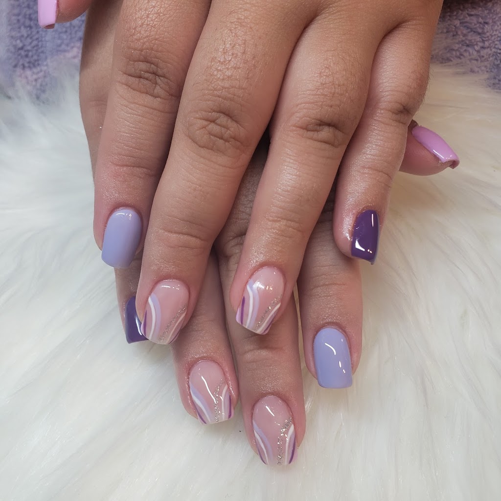 Lily’s Nails & Spa 06512