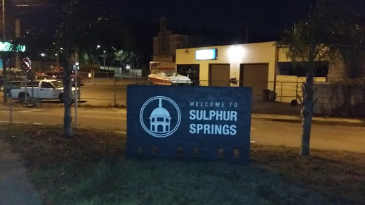 Public Swimming Pool «Sulphur Springs Pool», reviews and photos, 701 E Bird St, Tampa, FL 33604, USA