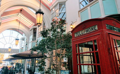 Shopping Mall «Shops On Lake Avenue», reviews and photos, 345 S Lake Ave, Pasadena, CA 91101, USA