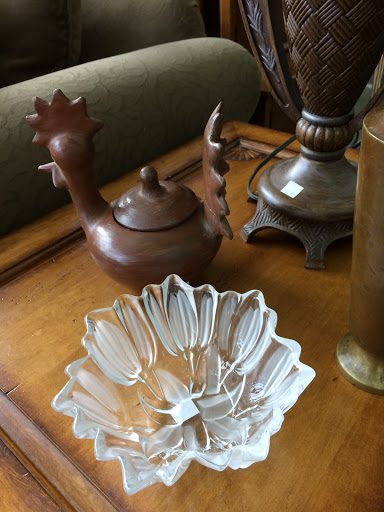 Thrift Store «Out of the Closet - Fort Lauderdale», reviews and photos, 1785 E Sunrise Blvd, Fort Lauderdale, FL 33304, USA