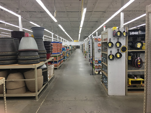 Home Goods Store «Old Time Pottery Clarksville», reviews and photos, 951 E Lewis and Clark Pkwy, Clarksville, IN 47129, USA