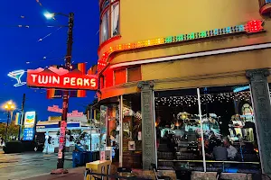 Twin Peaks Tavern image