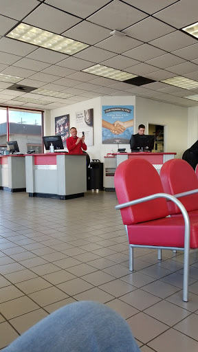 Tire Shop «Discount Tire Store - Englewood, CO», reviews and photos, 300 W Hampden Ave, Englewood, CO 80110, USA