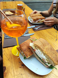 Sandwich au poulet du Restaurant italien LUMI Vino & Focaccia à Toulouse - n°5