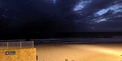 Swell Mullaloo Beach