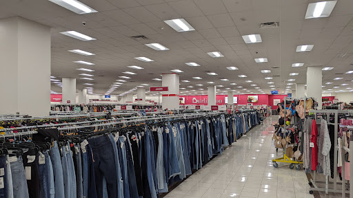 Clothing Store «Burlington Coat Factory», reviews and photos, 275 Main St #4, White Plains, NY 10601, USA