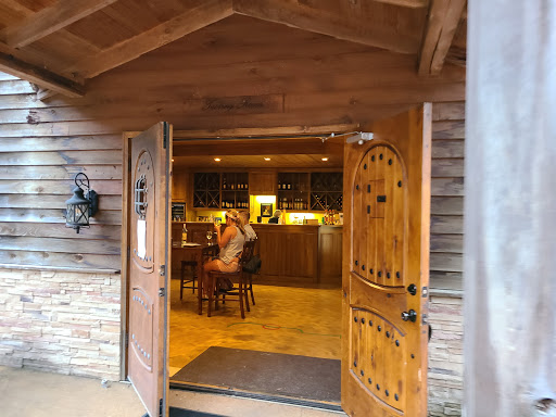 Wedding Venue «Natchez Hills Vineyard. Middle Tennessee Wedding Venue», reviews and photos, 109 Overhead Bridge Rd, Hampshire, TN 38461, USA