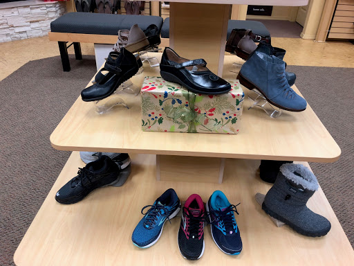 Shoe Store «Coastal Shoes», reviews and photos, 1317 NW U.S. 101, Lincoln City, OR 97367, USA