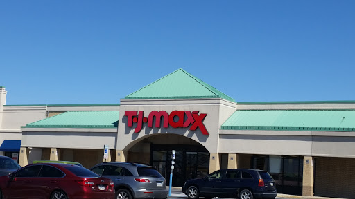 Department Store «T.J. Maxx», reviews and photos, 2631 MacArthur Rd, Whitehall, PA 18052, USA