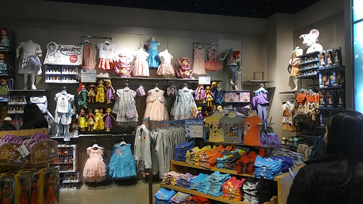 Toy Store «Disney Store», reviews and photos, 4286 Baldwin Rd, Auburn Hills, MI 48326, USA