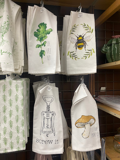 Furniture Store «Cost Plus World Market», reviews and photos, 2155 W 22nd St #500, Oak Brook, IL 60523, USA