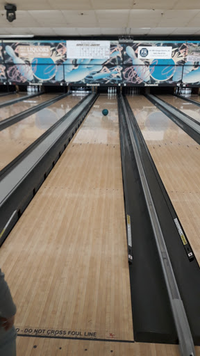Bowling Alley «Kiamesha Lanes», reviews and photos, 4685 NY-42, South Fallsburg, NY 12779, USA