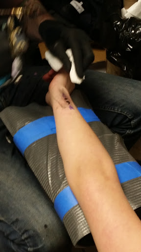 Tattoo Shop «Needle Masters Tattoo Studio», reviews and photos, 5801 Telegraph Rd, Toledo, OH 43612, USA