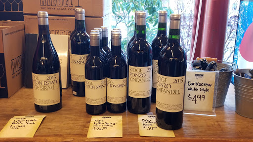 Liquor Store «Kent Wine & Spirit», reviews and photos, 24 N Main St, Kent, CT 06757, USA