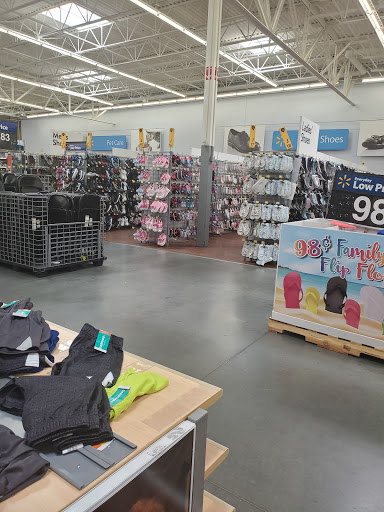 Discount Store «Walmart», reviews and photos, 844 Cleveland Ave, East Point, GA 30344, USA