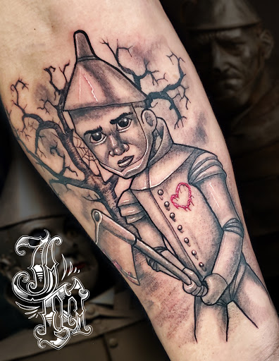 Explore small matching tattoo ideas, creative tattoo ideas in Lombard, available at New Hope Tattoo