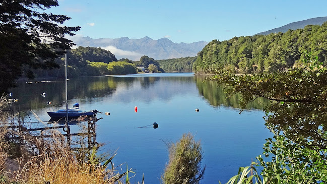 Reviews of Manapouri Boating Club in Invercargill - Sports Complex