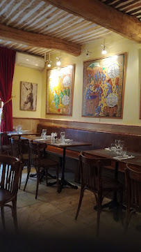 Atmosphère du Restaurant Chez Balthazar à Gréoux-les-Bains - n°2