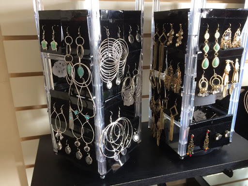 Gift Shop «The Warehouse Gift Shops», reviews and photos, 60 Chestnut St, Lockport, NY 14094, USA