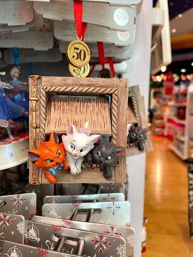 Toy Store «Disney Store», reviews and photos, 564 Great Northern Shop Center, North Olmsted, OH 44070, USA