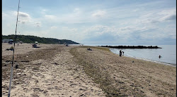 Foto von Callahans Beach mit geräumige küstenlinie