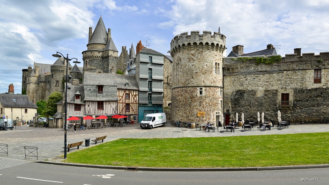 Good tower à Vitré (Ille-et-Vilaine 35)