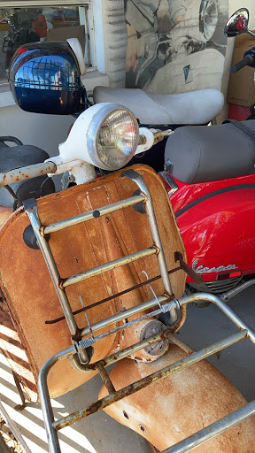 Scooter Rental Service «Vespa Clearwater», reviews and photos, 614 S Missouri Ave, Clearwater, FL 33756, USA