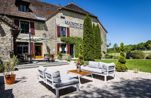 hôtels Maison Zugno - Hôtel - Restaurant - Jura - Poligny Barretaine