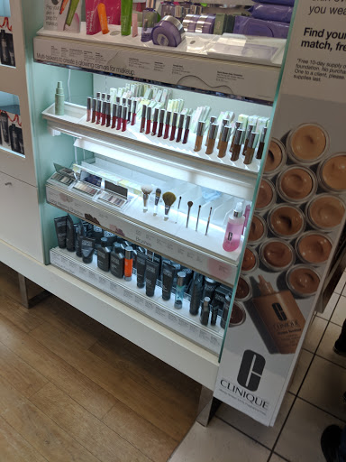 Hair Salon «Ulta Beauty», reviews and photos, 1450 N Litchfield Rd, Goodyear, AZ 85395, USA