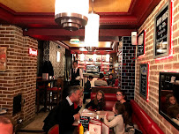 Atmosphère du Restaurant Le Bistrot du Centre à Paris - n°2