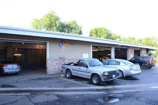 Auto Body Shop «Bypass Auto Body», reviews and photos, 2300 E Clear Lake Ave, Springfield, IL 62703, USA