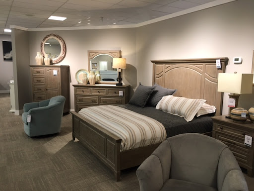 Furniture Store «Havertys Furniture», reviews and photos, 1918 Browns Bridge Rd, Gainesville, GA 30501, USA