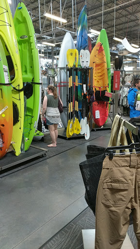 Camping Store «REI», reviews and photos, 6281 W 135th St, Overland Park, KS 66223, USA