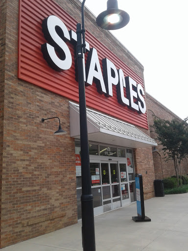 Office Supply Store «Staples», reviews and photos, 500 E McBee Ave, Greenville, SC 29601, USA