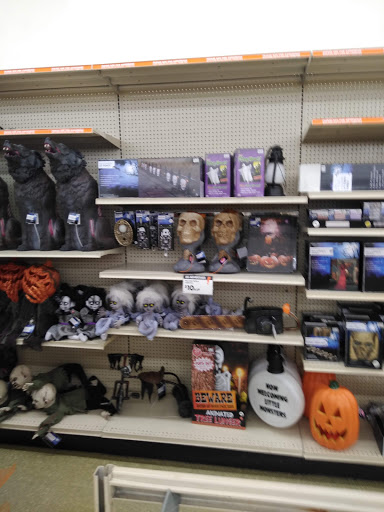 Discount Store «Big Lots», reviews and photos, 3365 Navarre Ave, Oregon, OH 43616, USA
