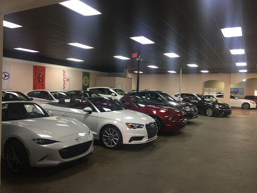 Used Car Dealer «Tampa Bay Auto Network», reviews and photos, 4315 E Columbus Dr, Tampa, FL 33605, USA