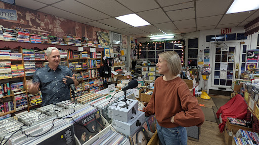 Used Book Store «Newtown Book & Record Exchange», reviews and photos, 102 S State St, Newtown, PA 18940, USA