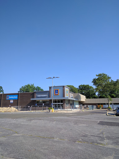 Supermarket «ALDI», reviews and photos, 614 Middle Country Rd, Selden, NY 11784, USA