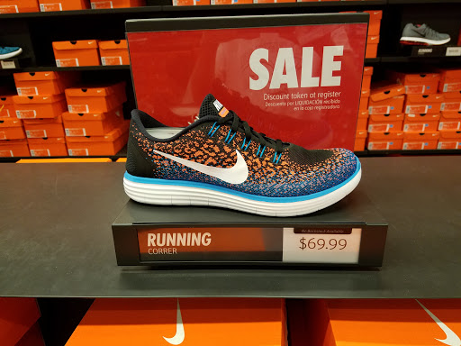 Clothing Store «Nike Factory Store», reviews and photos, 4401 N Interstate Hwy 35 #399, Round Rock, TX 78664, USA