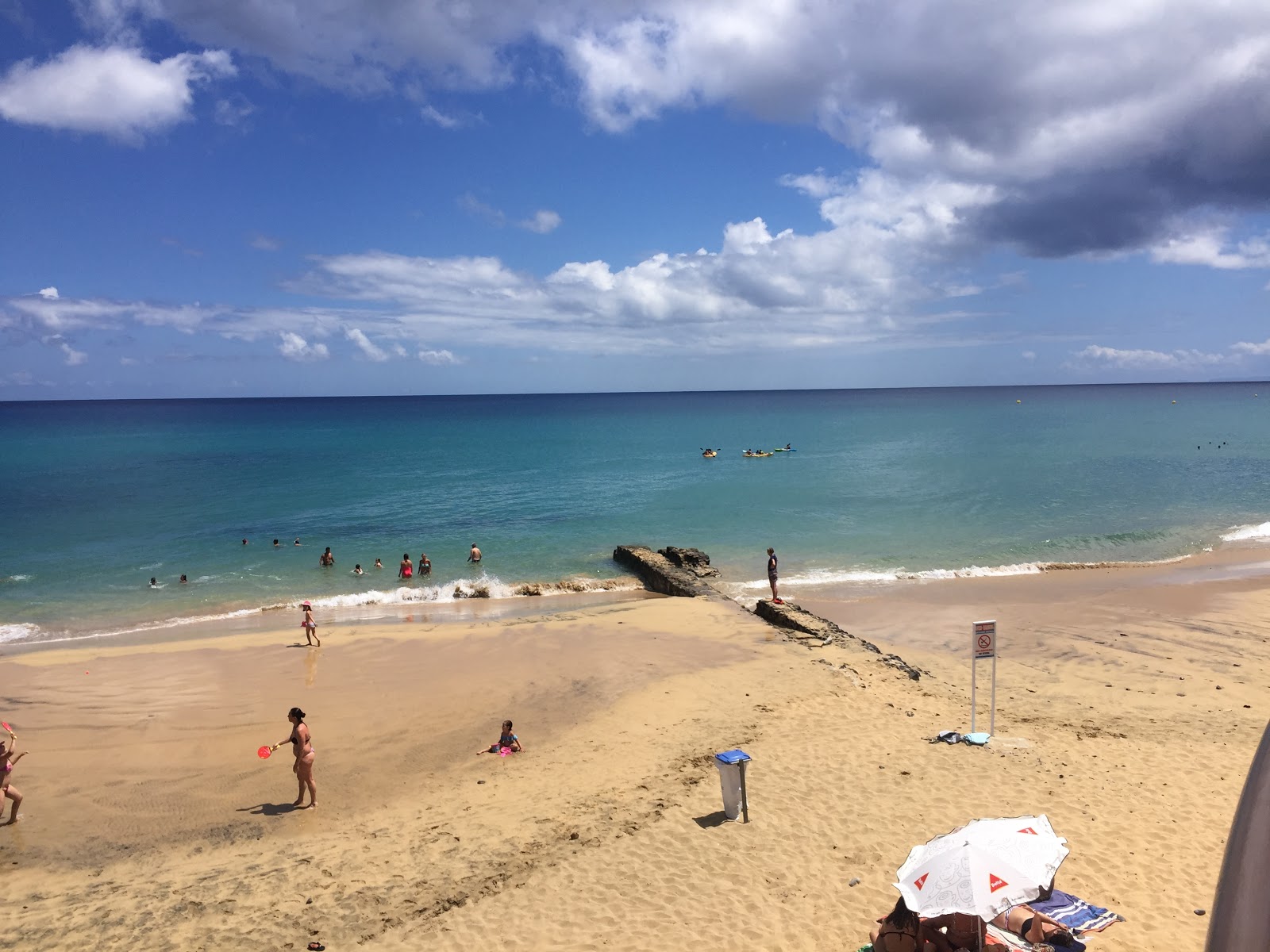 Zdjęcie Praia da Fontinha z poziomem czystości wysoki
