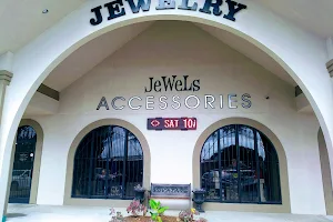 JeWeLs Accessories image